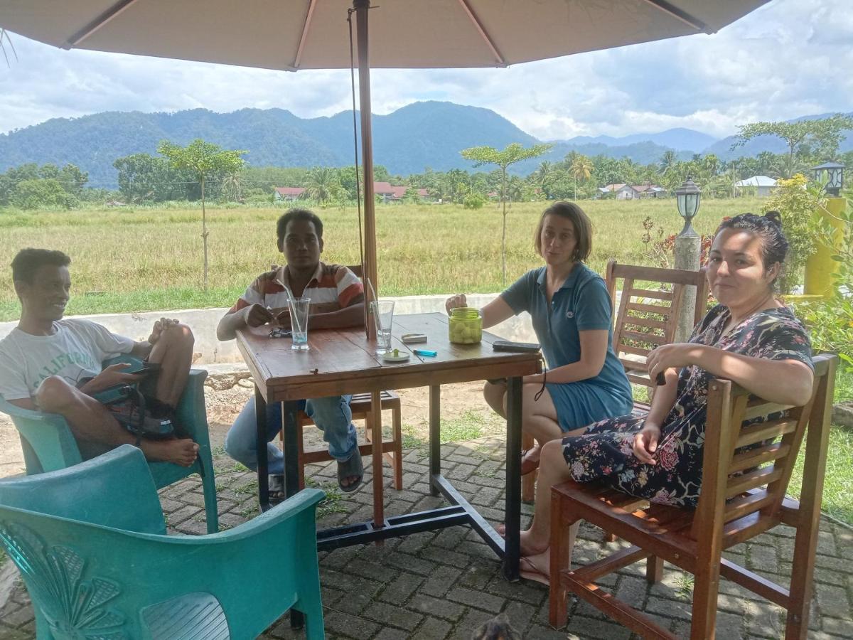 Ambow Homestay Jungle Trekking & Village Tour Bukit Lawang Kültér fotó