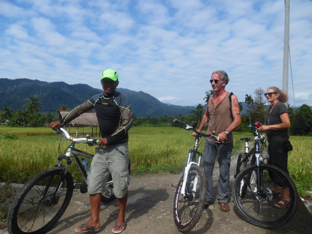 Ambow Homestay Jungle Trekking & Village Tour Bukit Lawang Kültér fotó